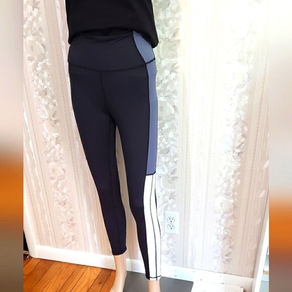 Allfenix 7/8 Colorblock Leggings  - Picture 1 of 8